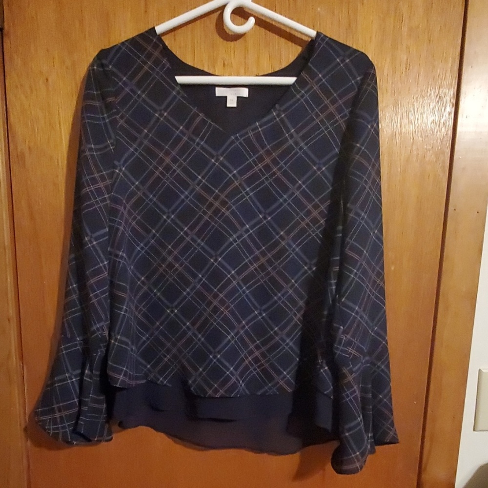 Navy blue patterned, flowy blouse